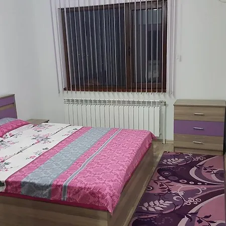 д и в 1 - D & V 1 Апартаменты Сандански